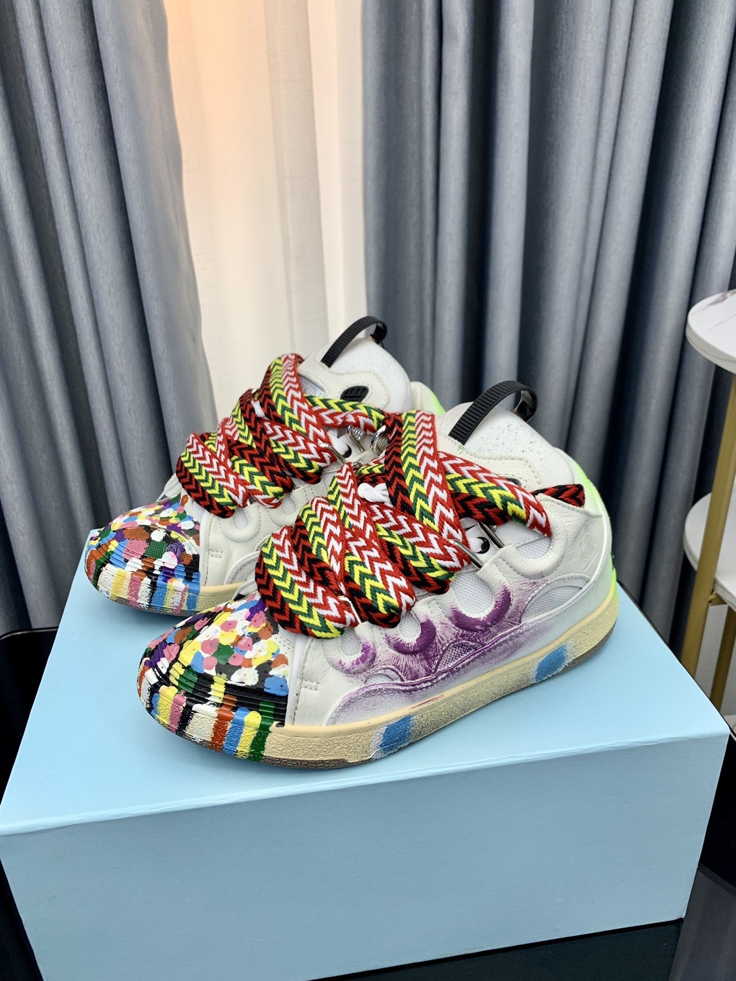 L*nvin curb x gallery Dept white multicolor