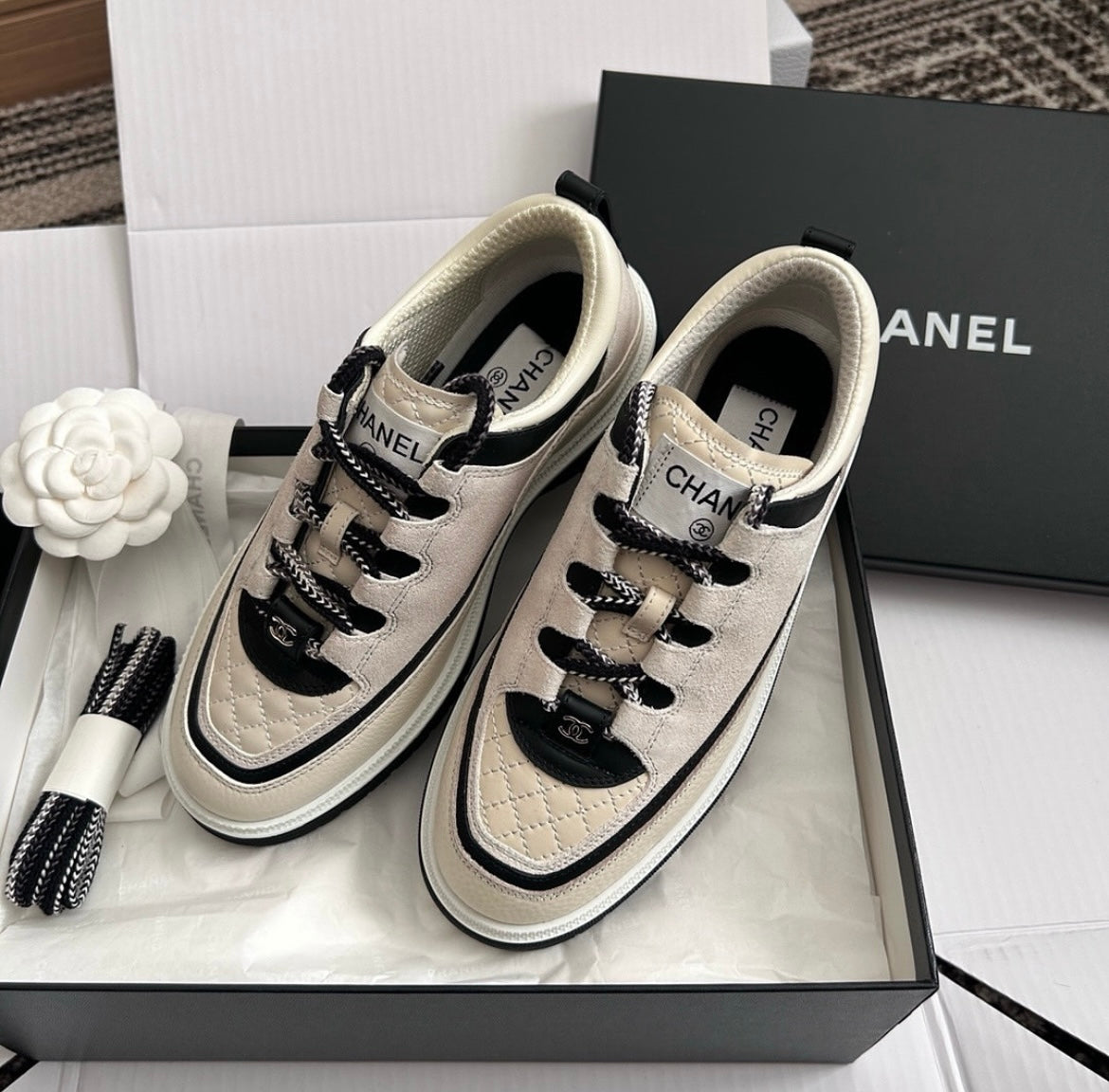 Cha Low Top Casual White Beige