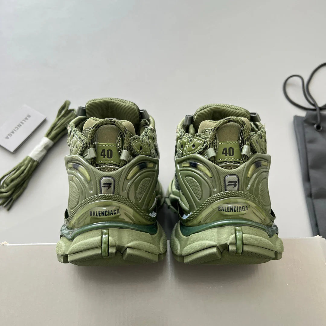 B*lenciaga runner dark green
