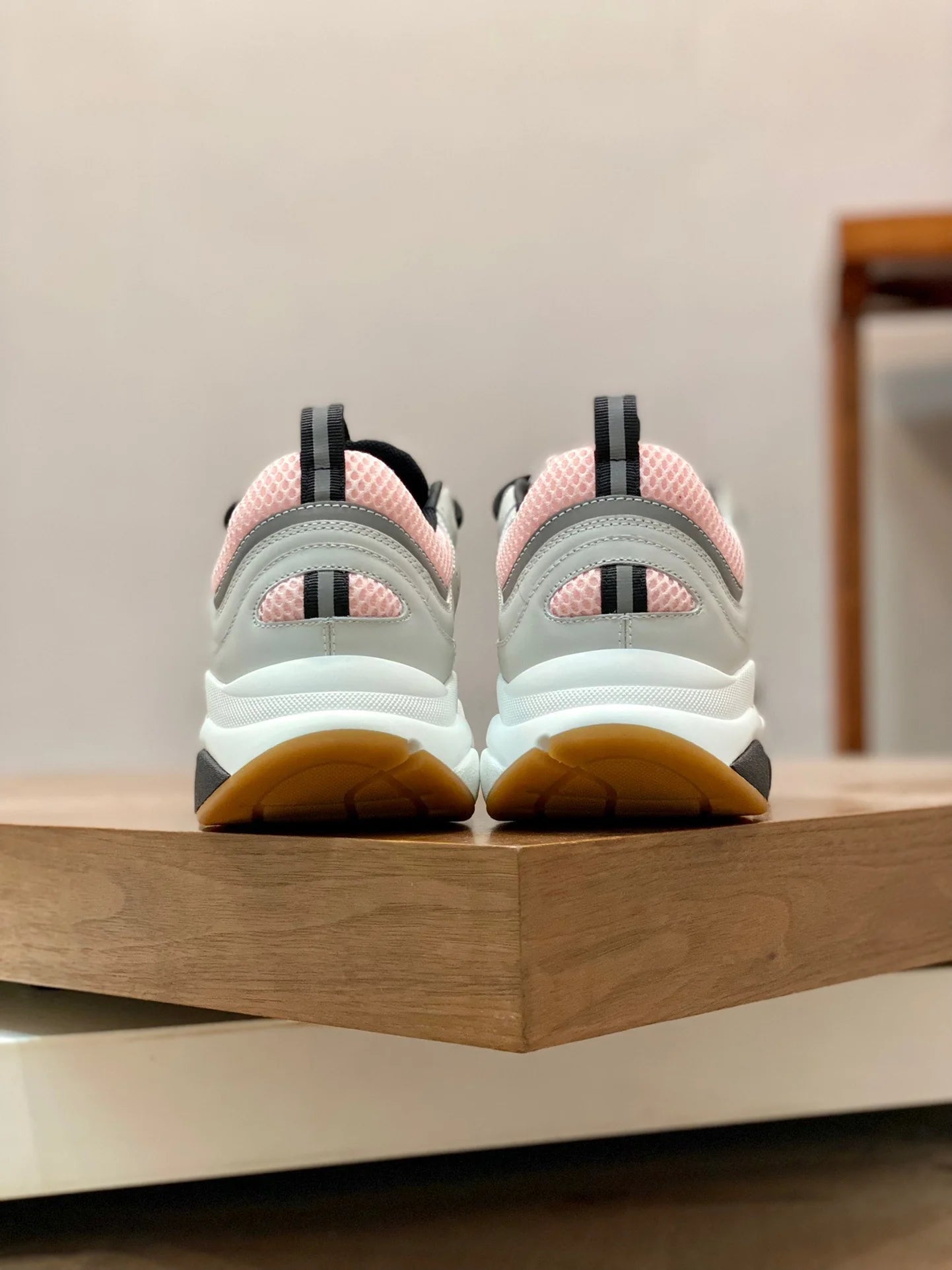 D*or B22 Pale Pink Grey