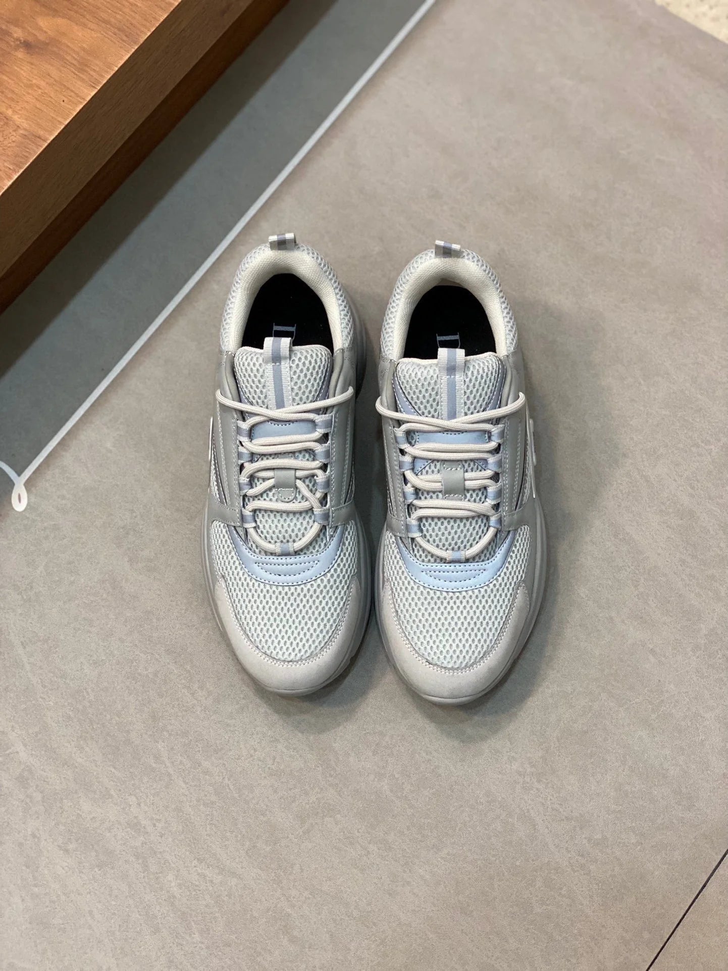 D*or B22 Triple Grey