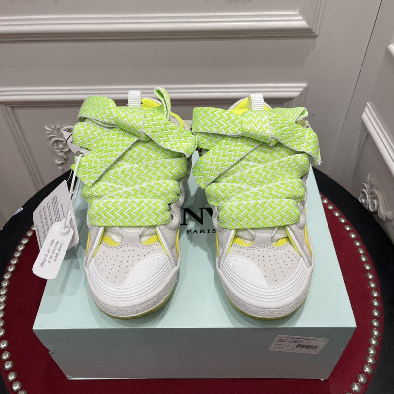 L*nvin curb white Fluo Yellow