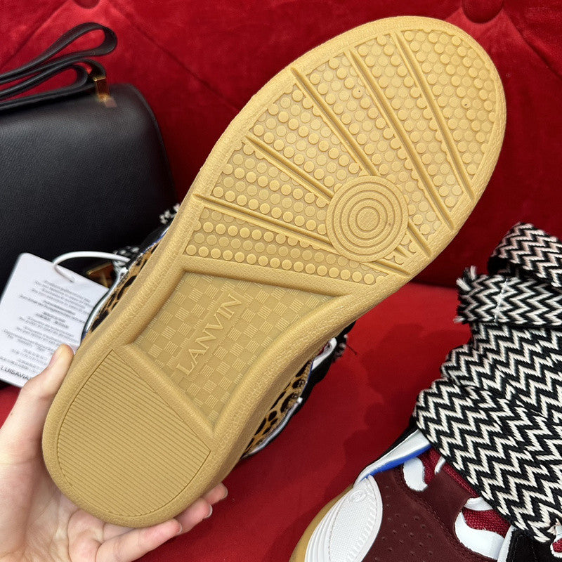 L*nvin curb Multicolor