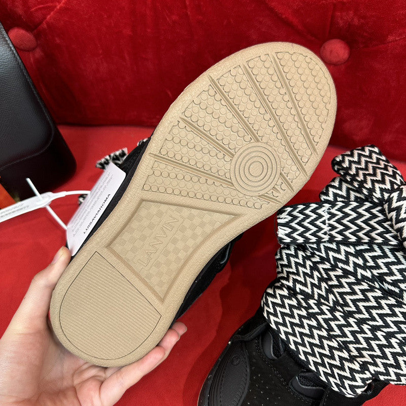 L*nvin curb black