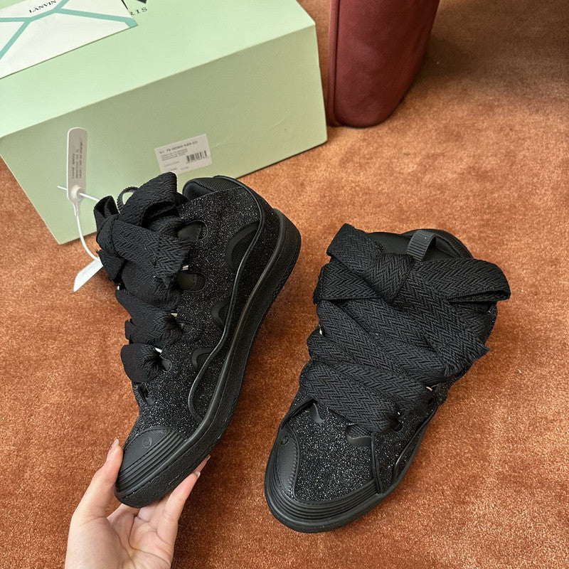 L*nvin curb Black Glitter