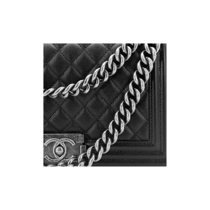 Cha Boy Flap
Quilted Medium Caviar Black