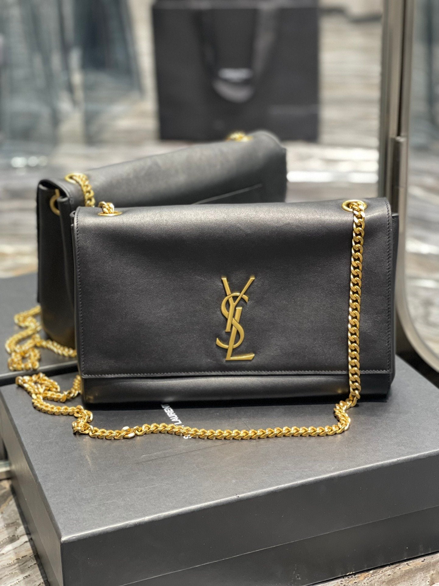 YSLTKate Medium Reversible Chain Bag Black In Suede With Gold Hardware For Women 11.2in/29cm