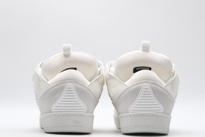 L*nvin curb white
