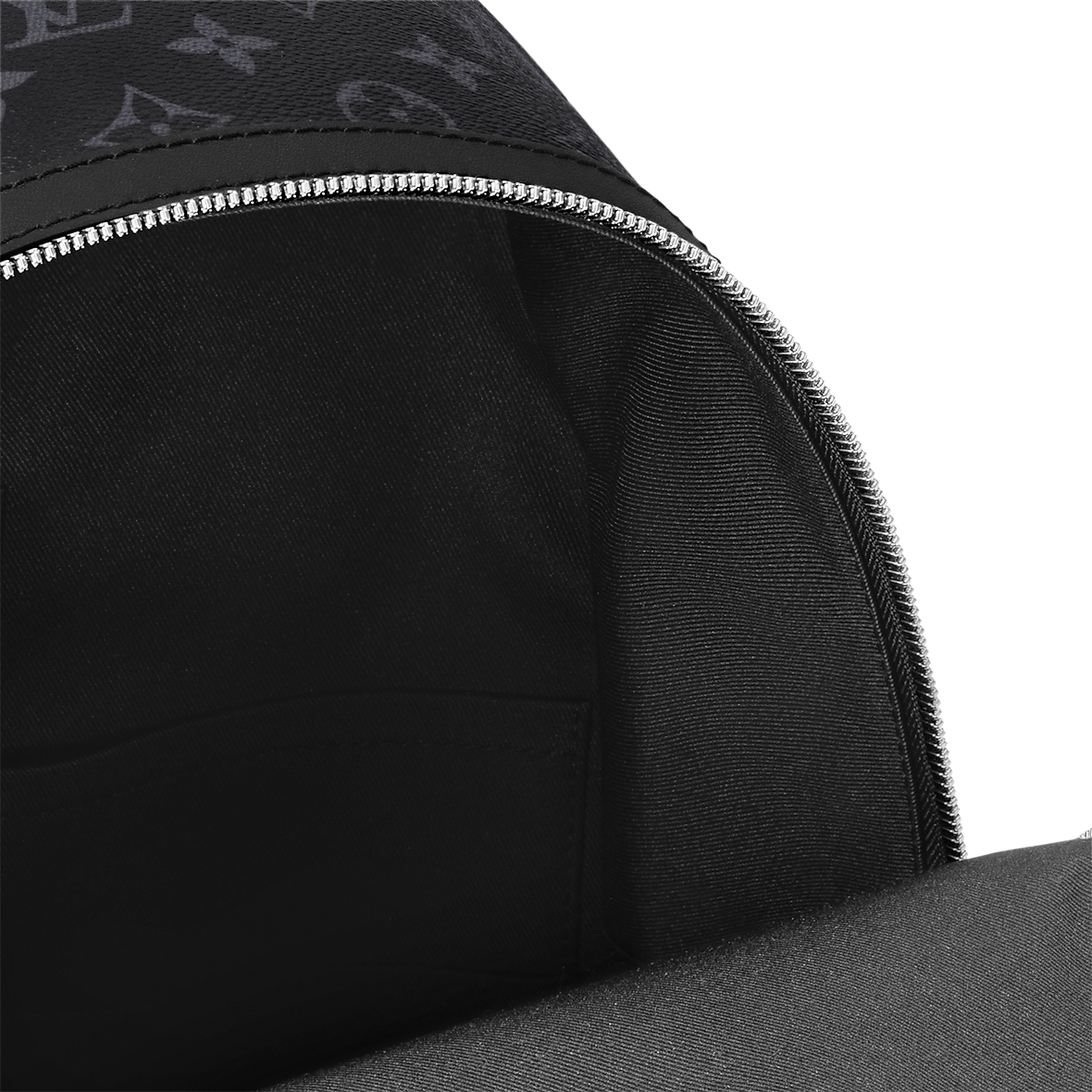 L*V*T Discovery Backpack PM Monogram Eclipse