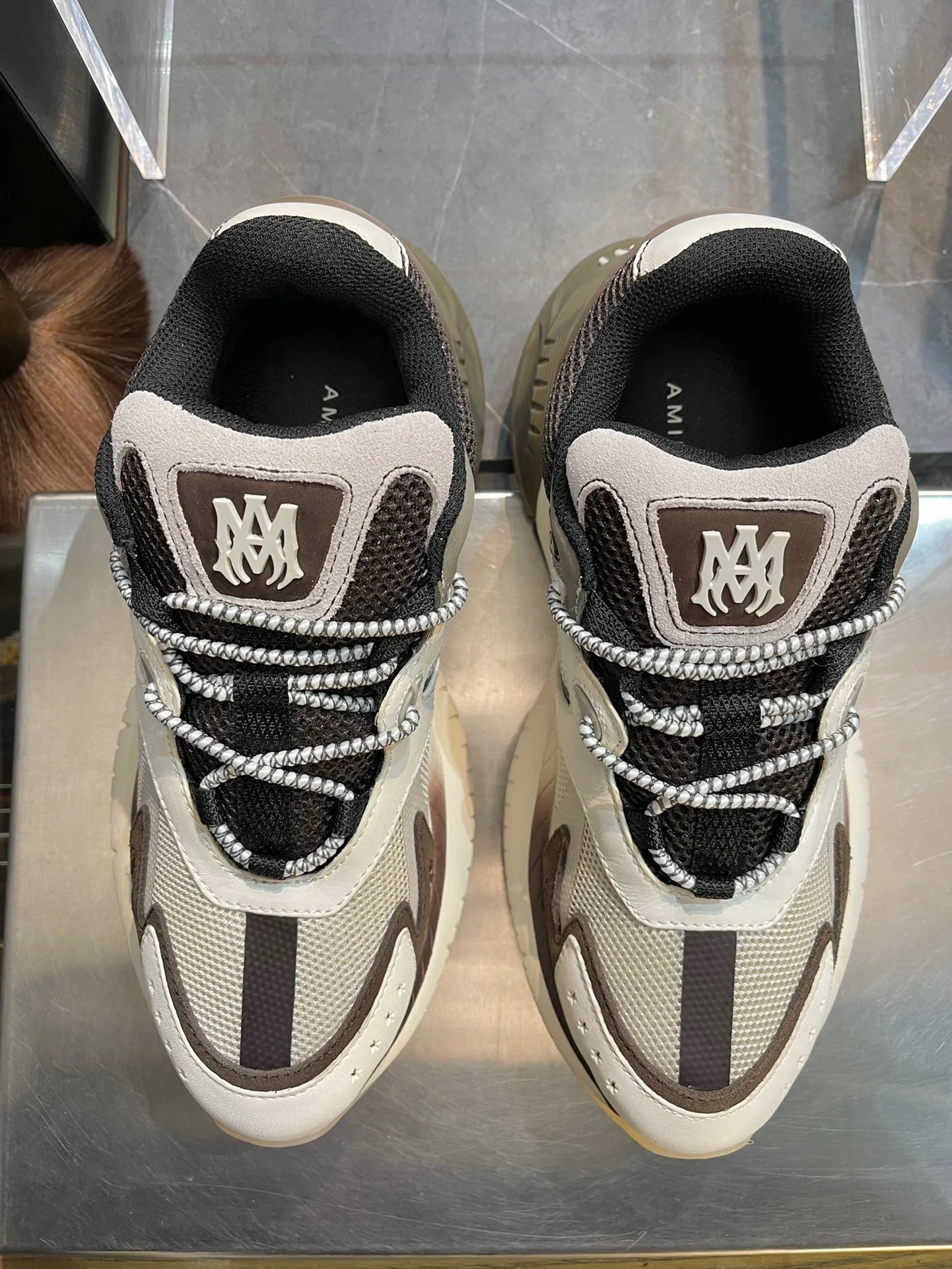 Am*ri MA RUNNER Brown