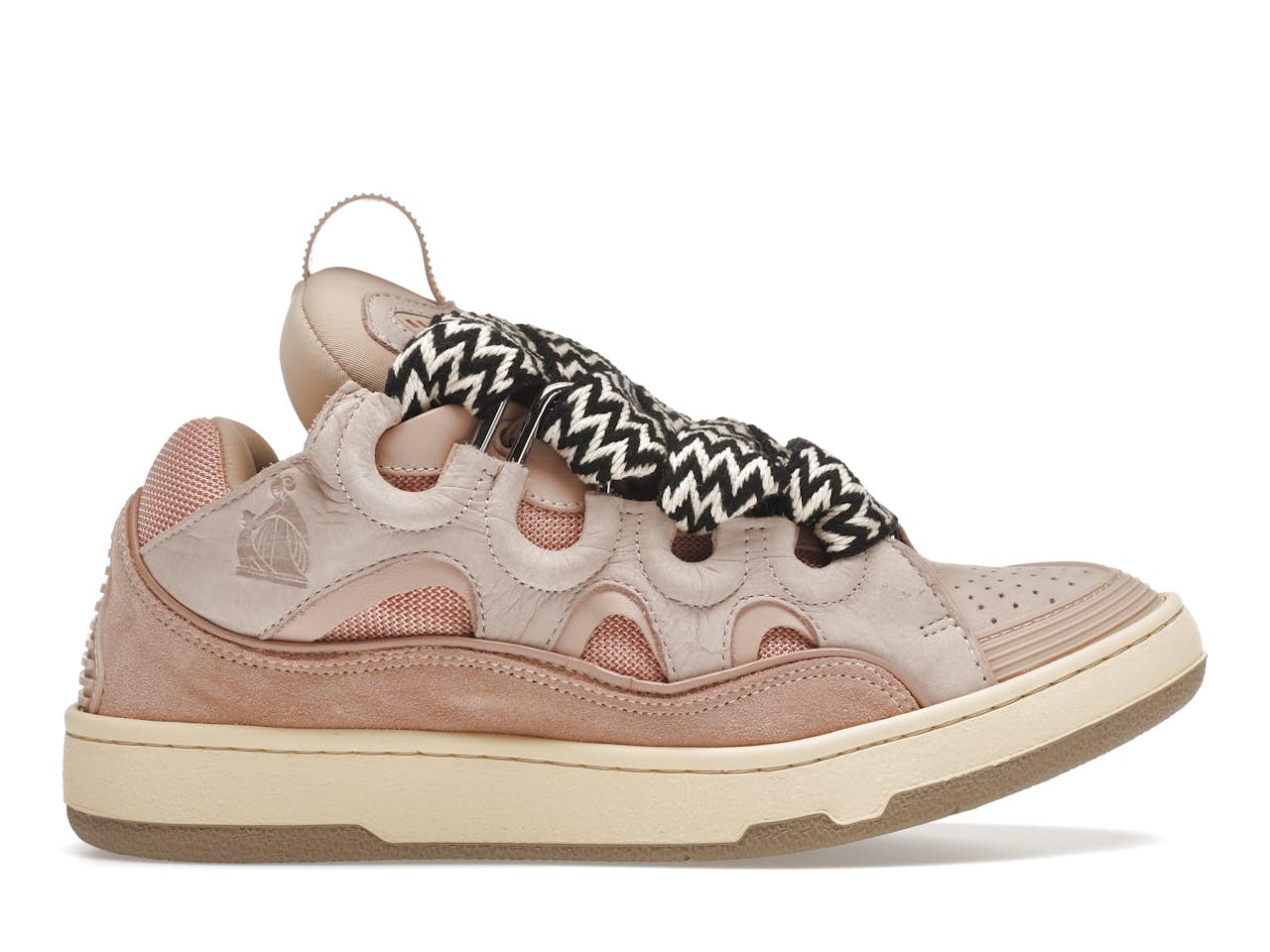 L*nvin curb white pink