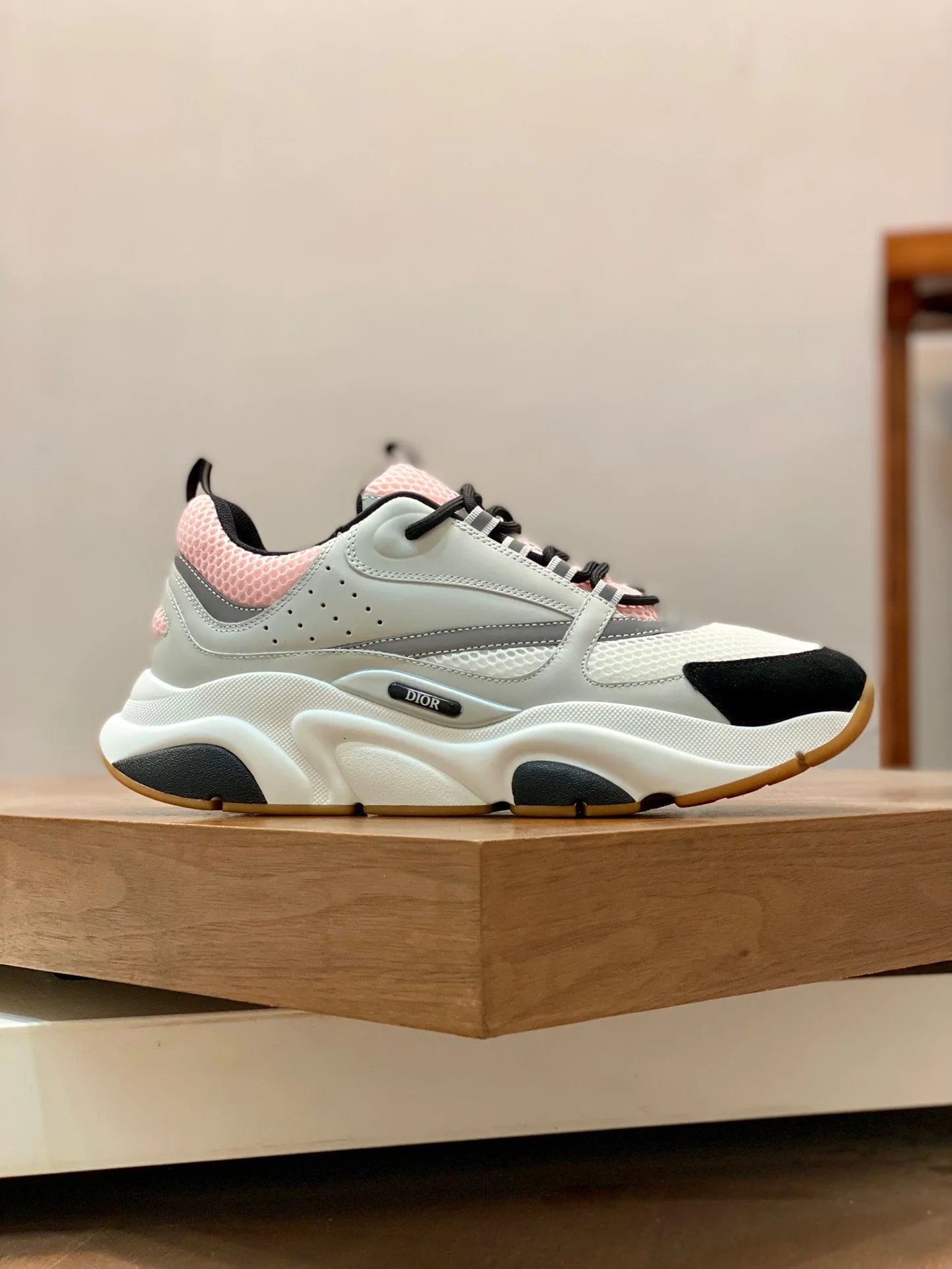 D*or B22 Pale Pink Grey