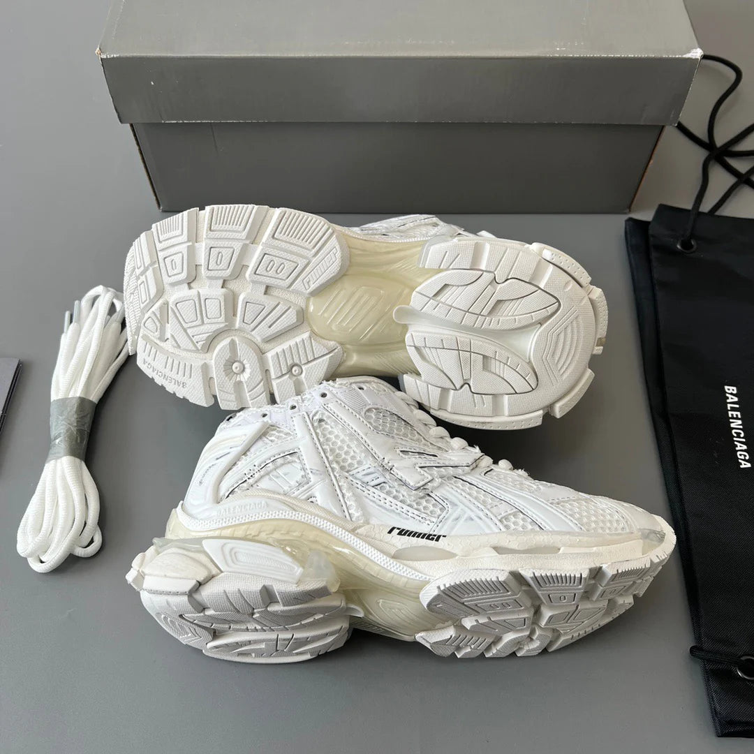 B*lenciaga runner white
