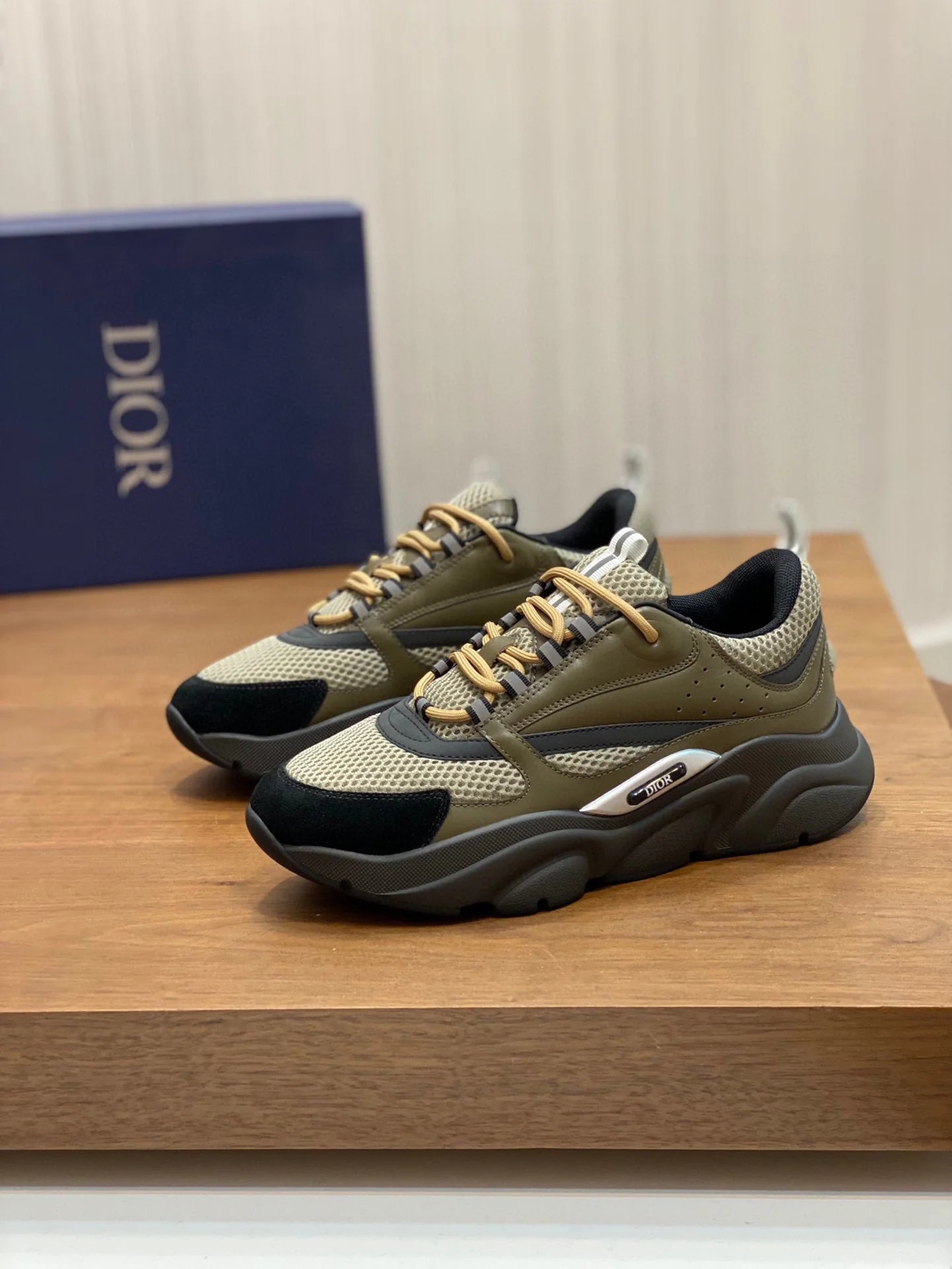 D*or B22 Khaki Black Calfskin