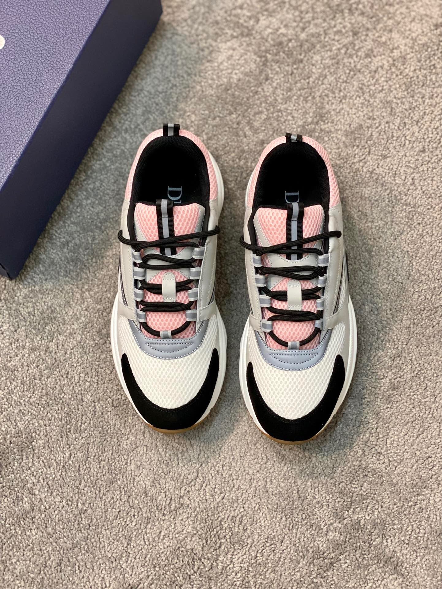 D*or B22 Pale Pink Grey