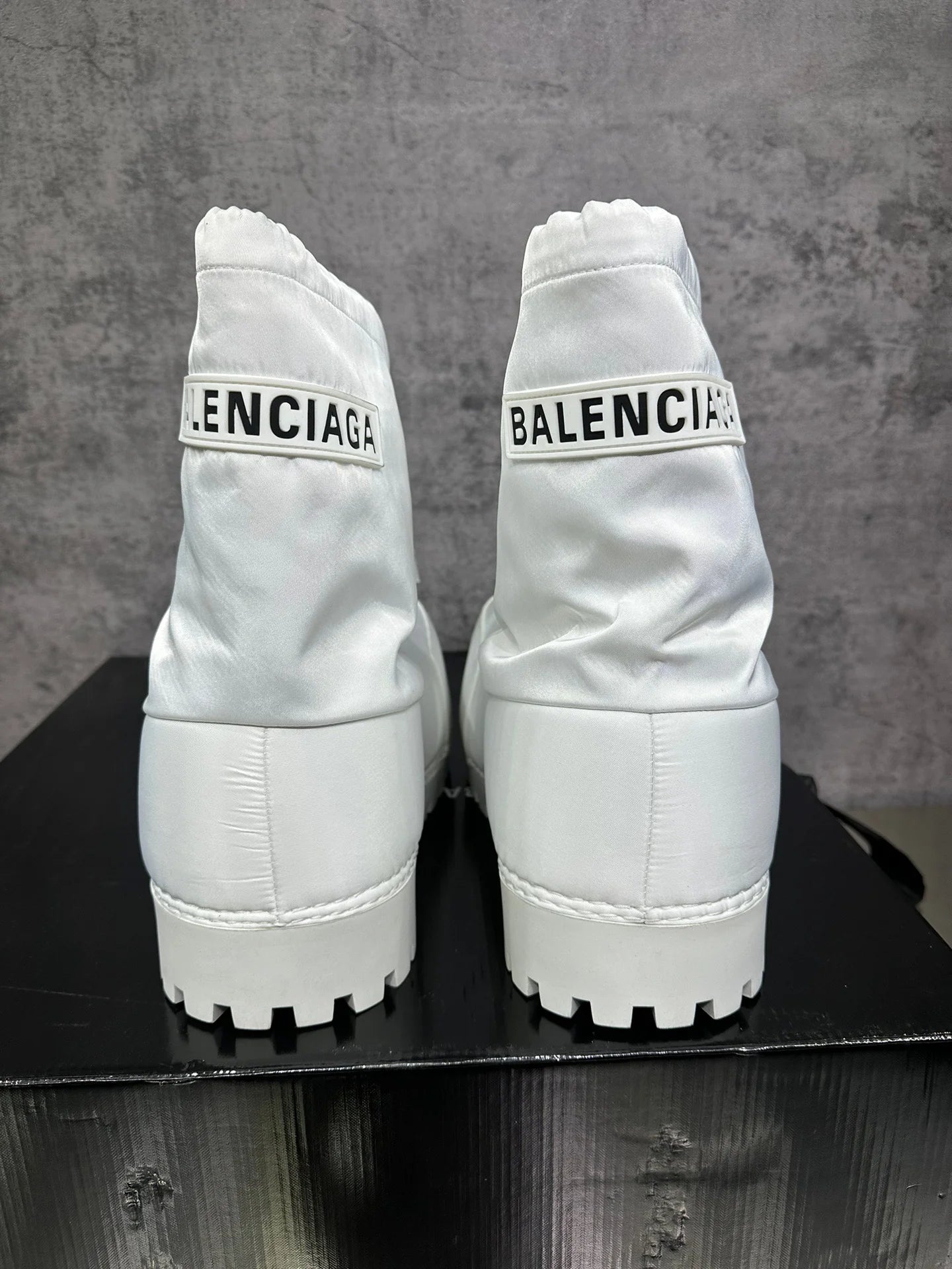 B*lenciaga Alaska Low Boot White