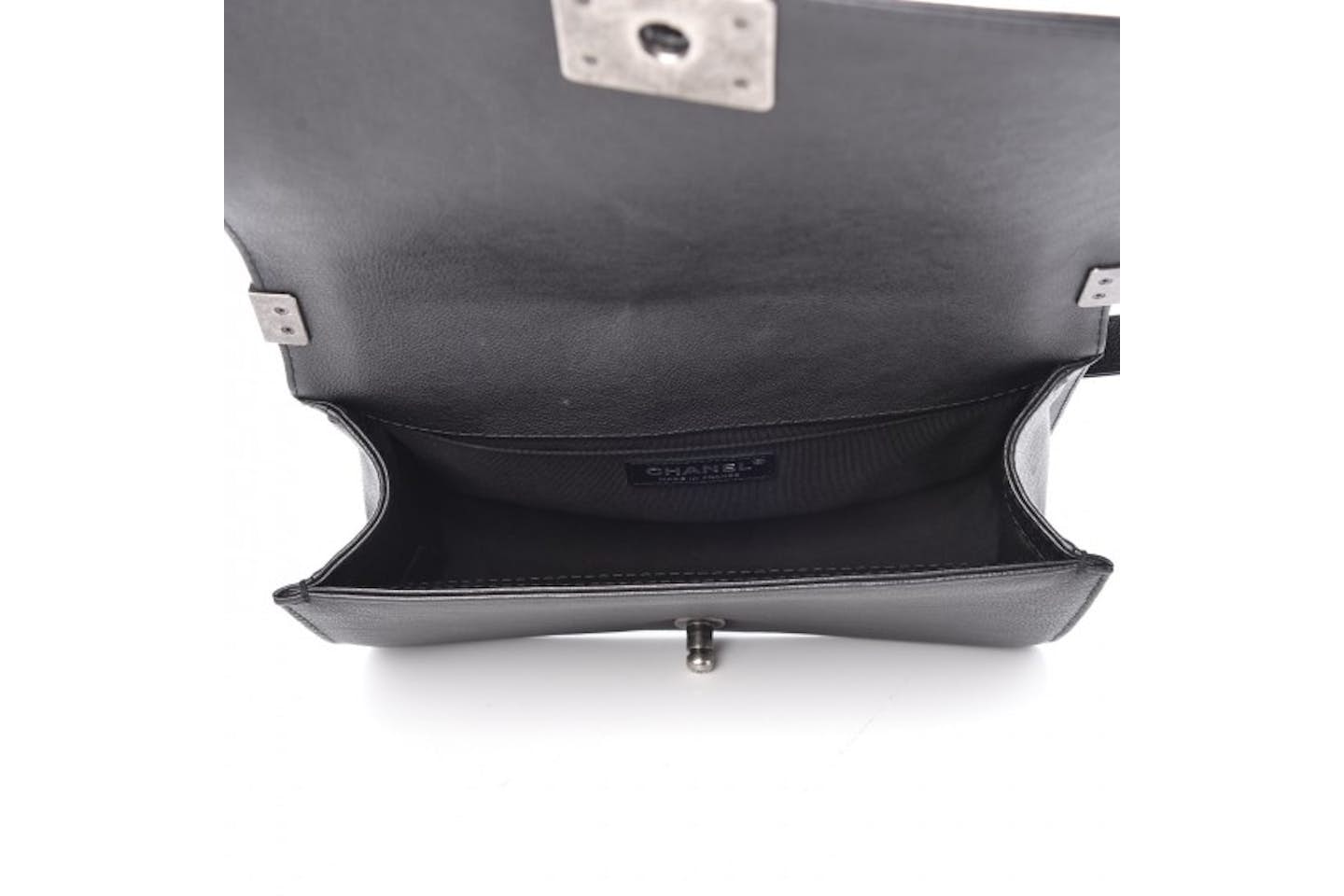 Cha Boy Flap
Quilted Medium Caviar Black