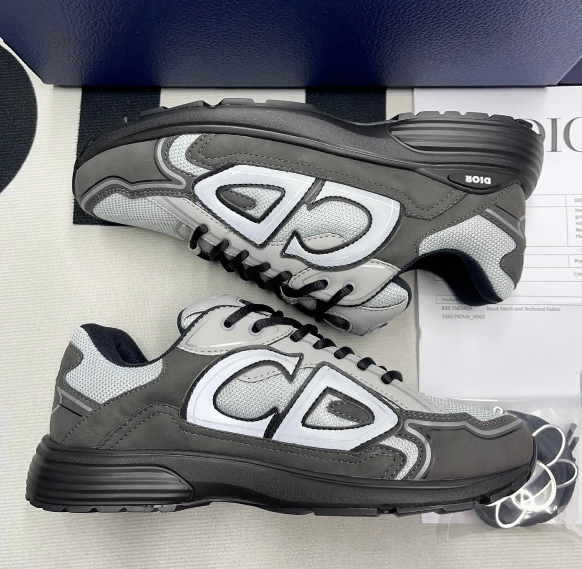 D*or B30 Anthracite Grey
