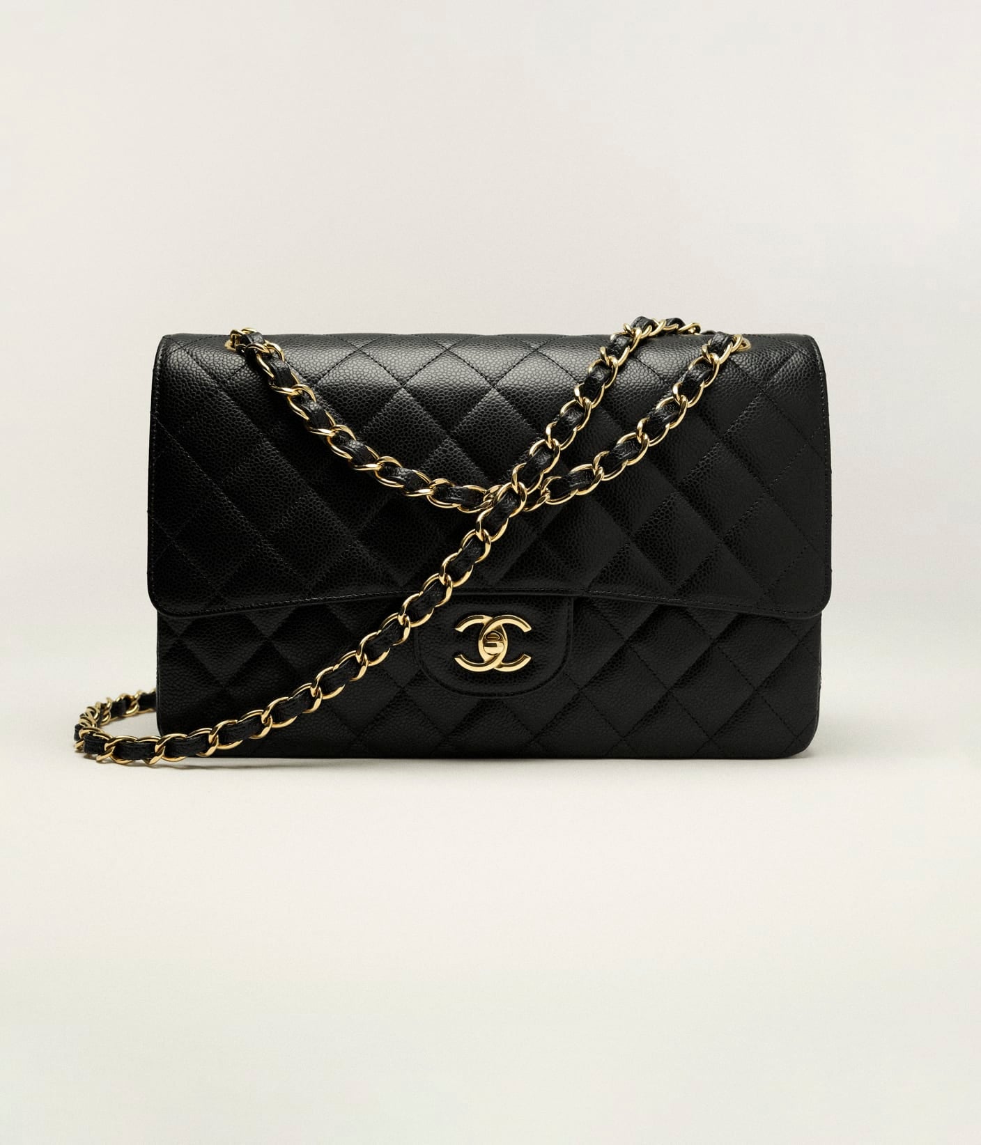 Cha Handbag Large Classic
Grained Calfskin & Gold-Tone Metal Black