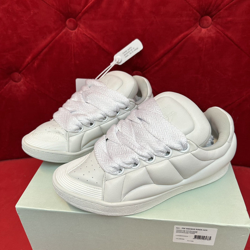L*nvin curb XL white