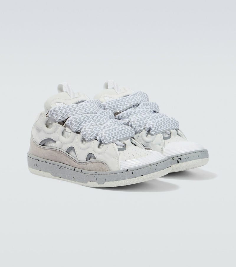 L*nvin curb white grey