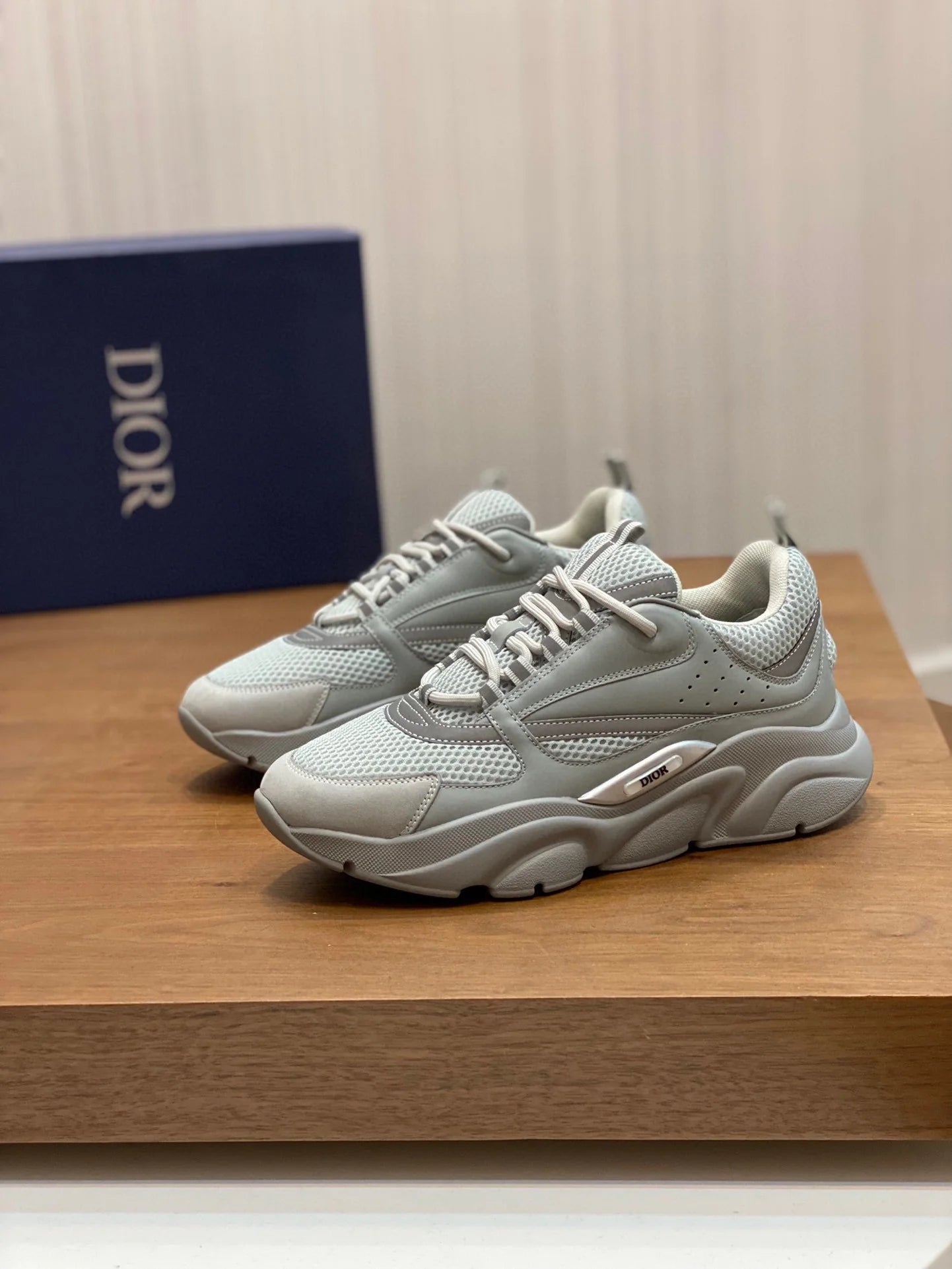 D*or B22 Triple Grey