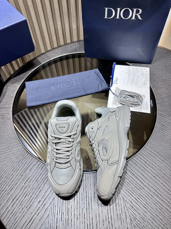 D*or B30 Stone Island
Grey grey