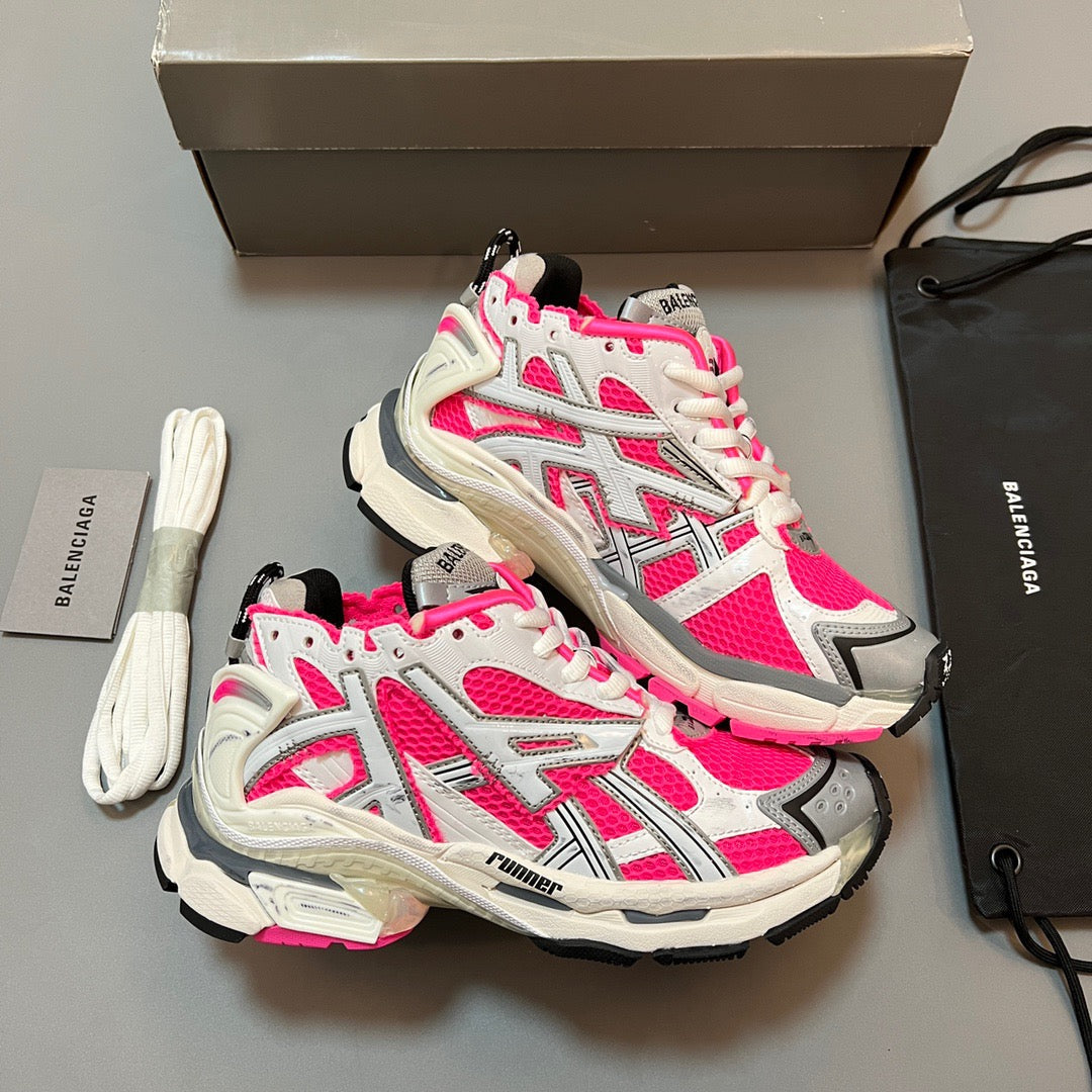 B*lenciaga Runner
White Fluo Pink