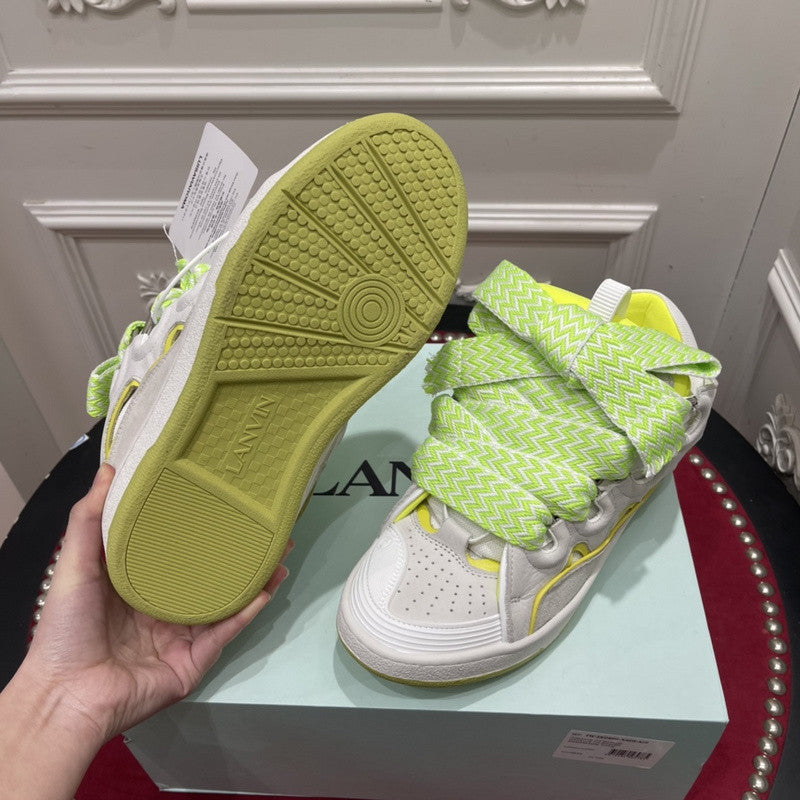 L*nvin curb white Fluo Yellow