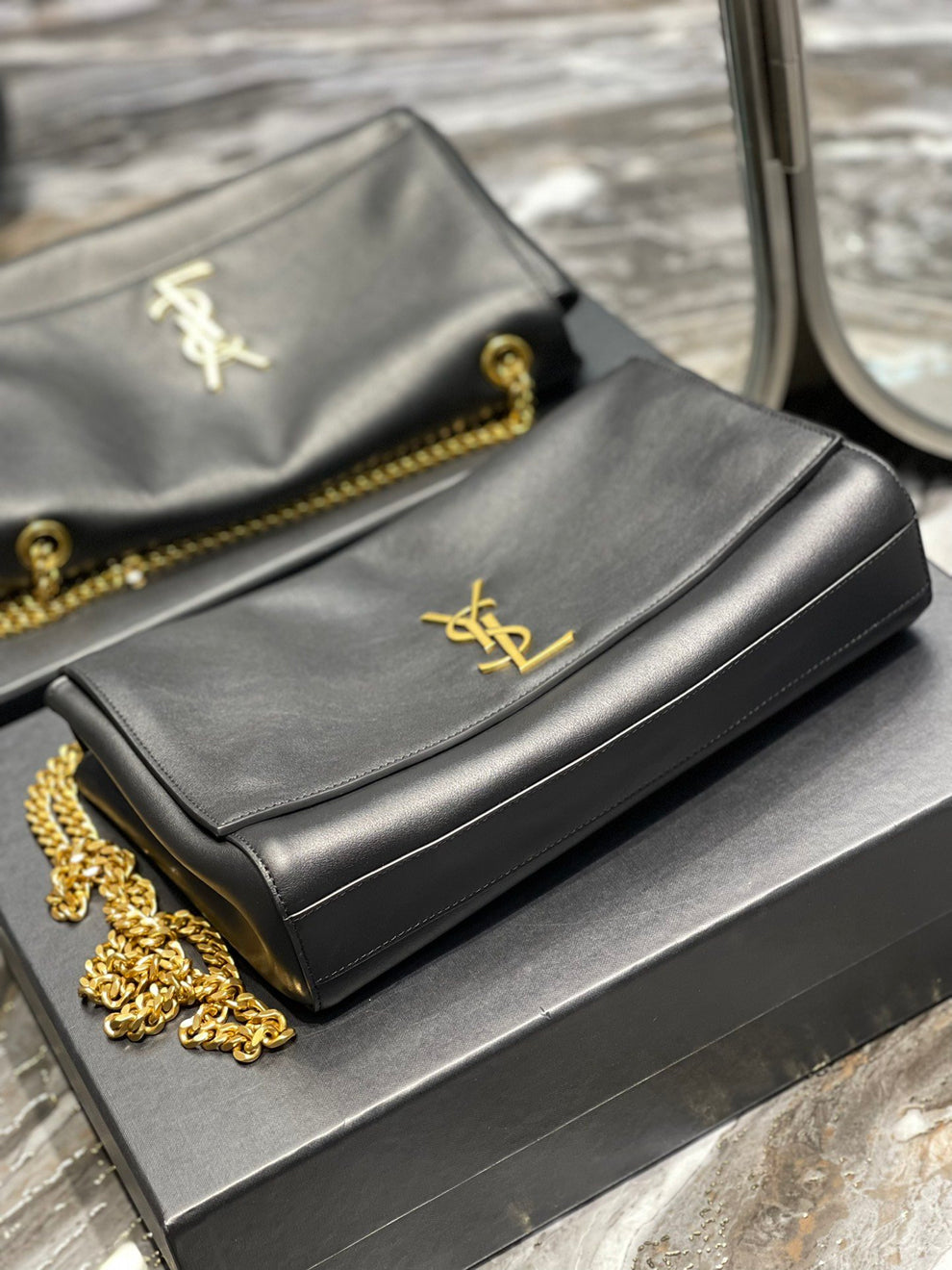 YSLTKate Medium Reversible Chain Bag Black In Suede With Gold Hardware For Women 11.2in/29cm