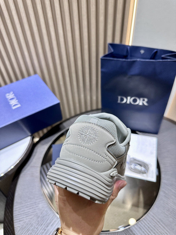 D*or B30 Stone Island
Grey grey