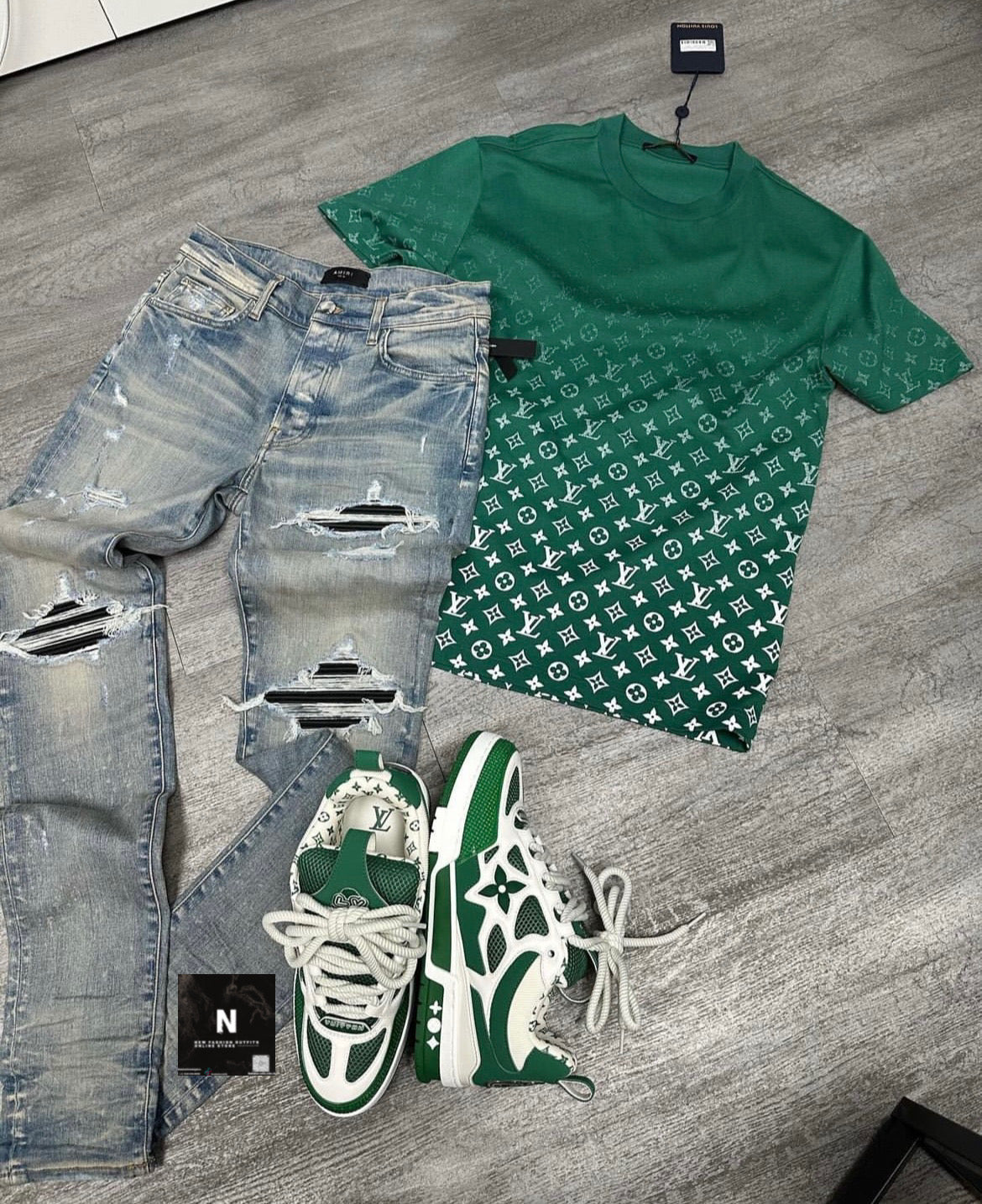 L*vt T-shirt xAm*ri Jeans x skate