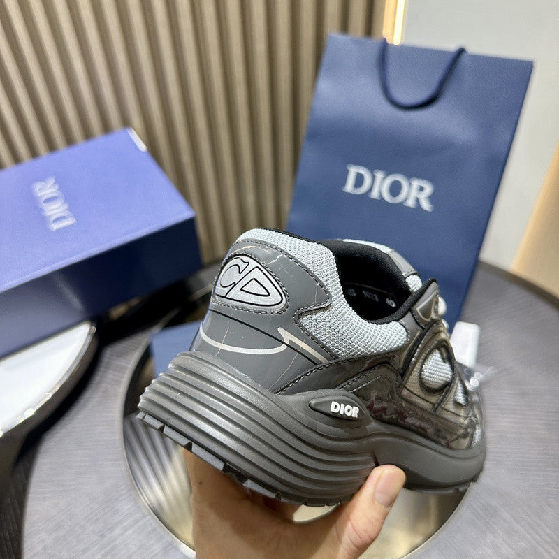 D*or B30 Light Gray Technical Mesh and Gray Brilliant-Finish Technical Fabric