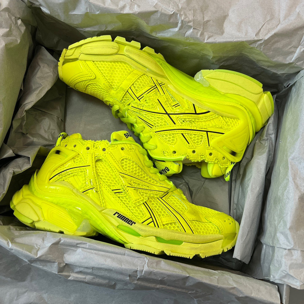 B*lenciaga runner Fluorescent Yellow