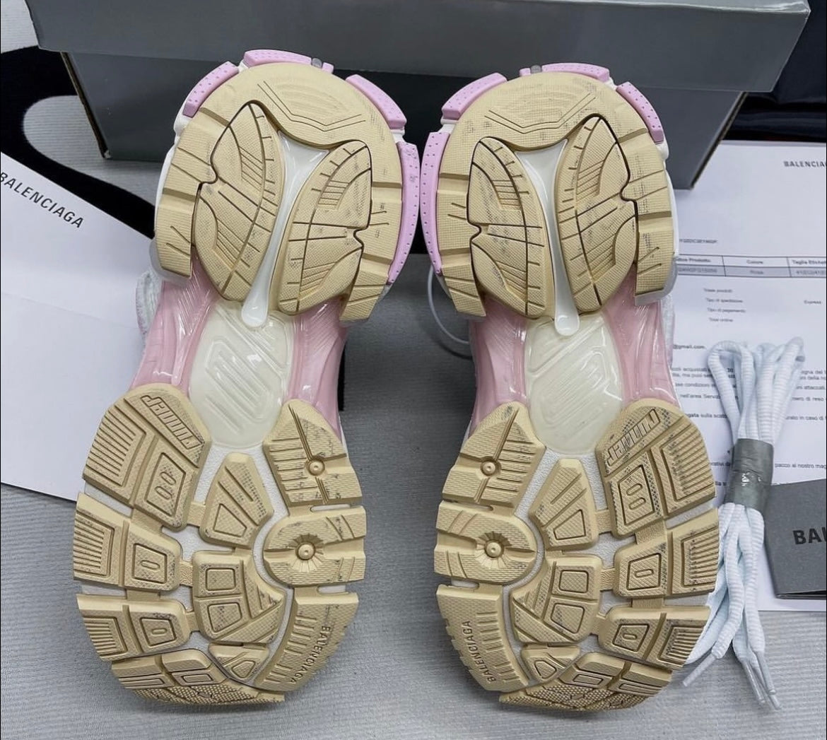 Balenciaga runner white pink