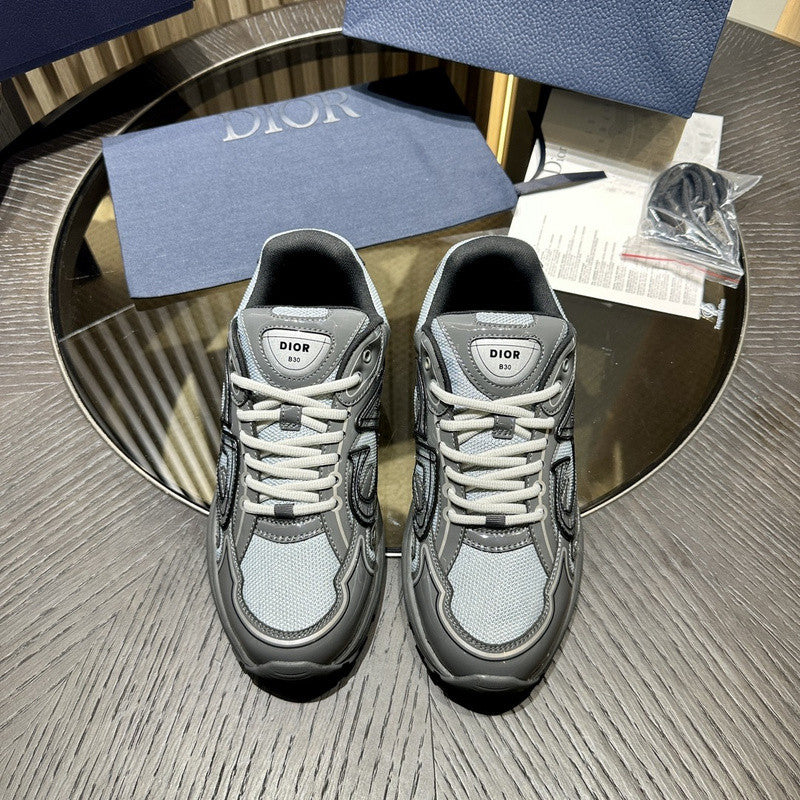 D*or B30 Light Gray Technical Mesh and Gray Brilliant-Finish Technical Fabric