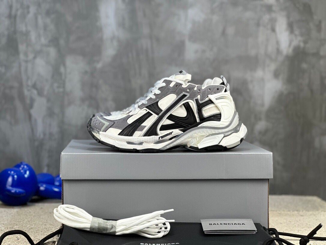 B*lenciaga runner grey white black