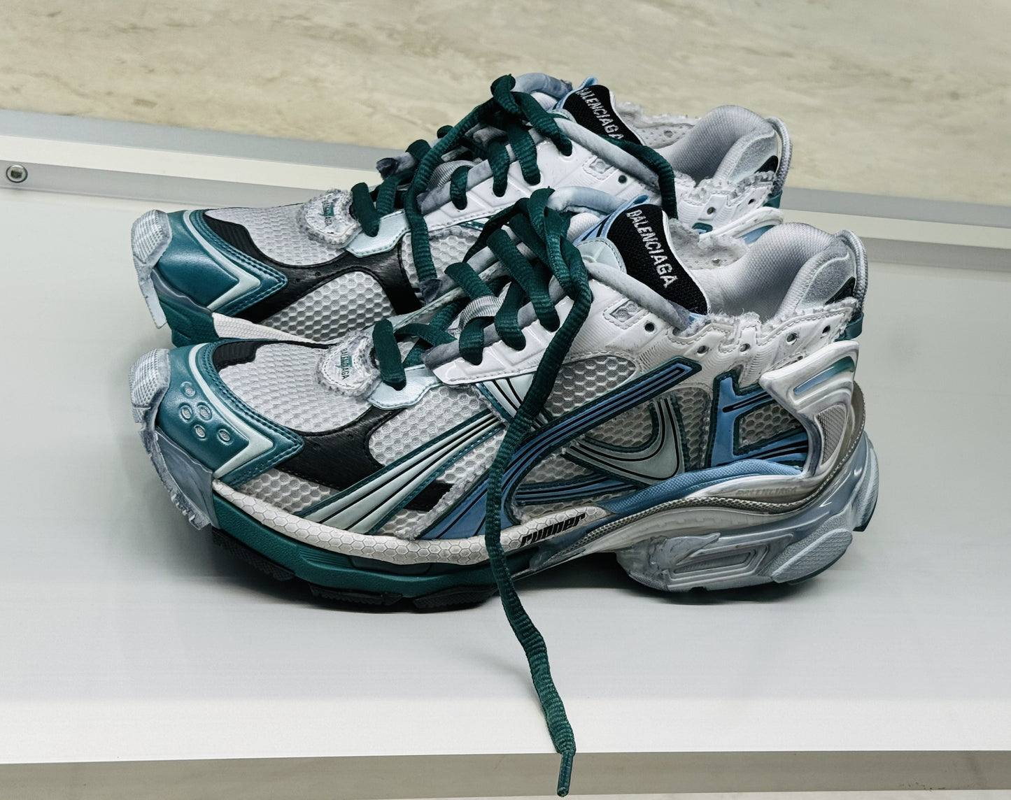 B*lenciaga runner white green blue