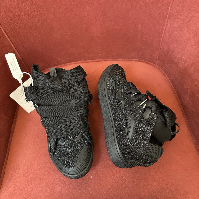 L*nvin curb Black Glitter