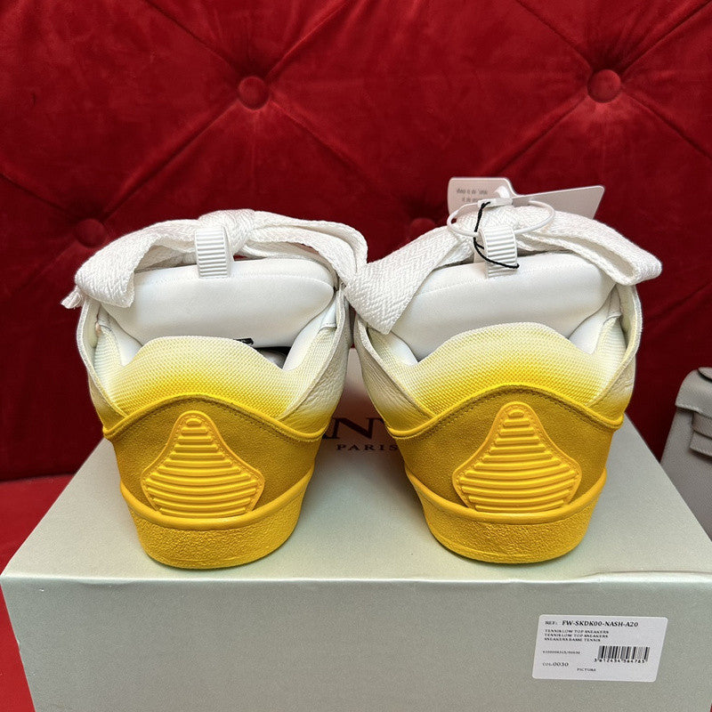 L*nvin curb yellow white