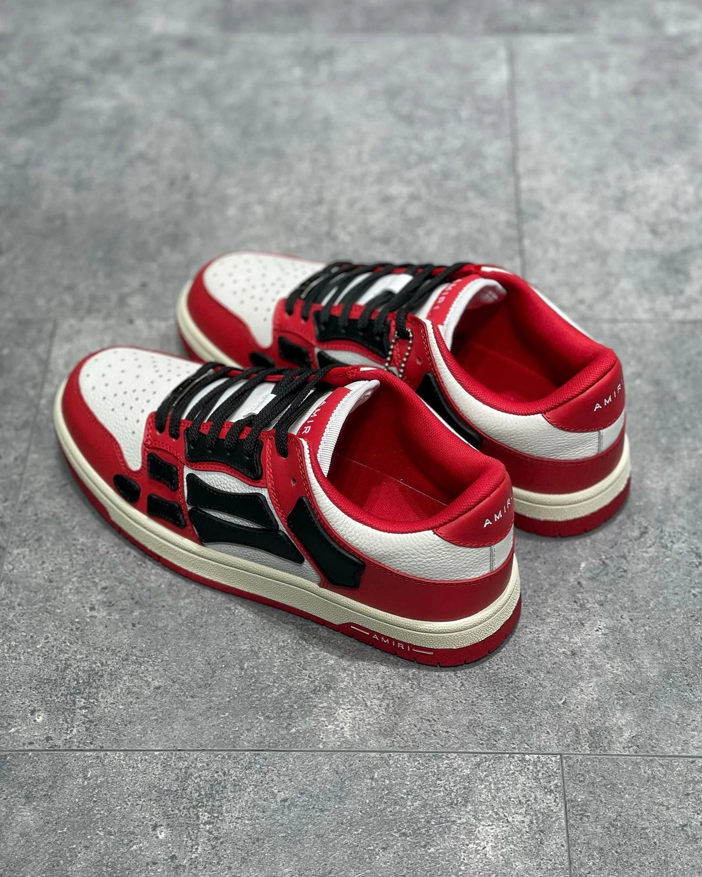 Am*ri Skel Top Low white Red