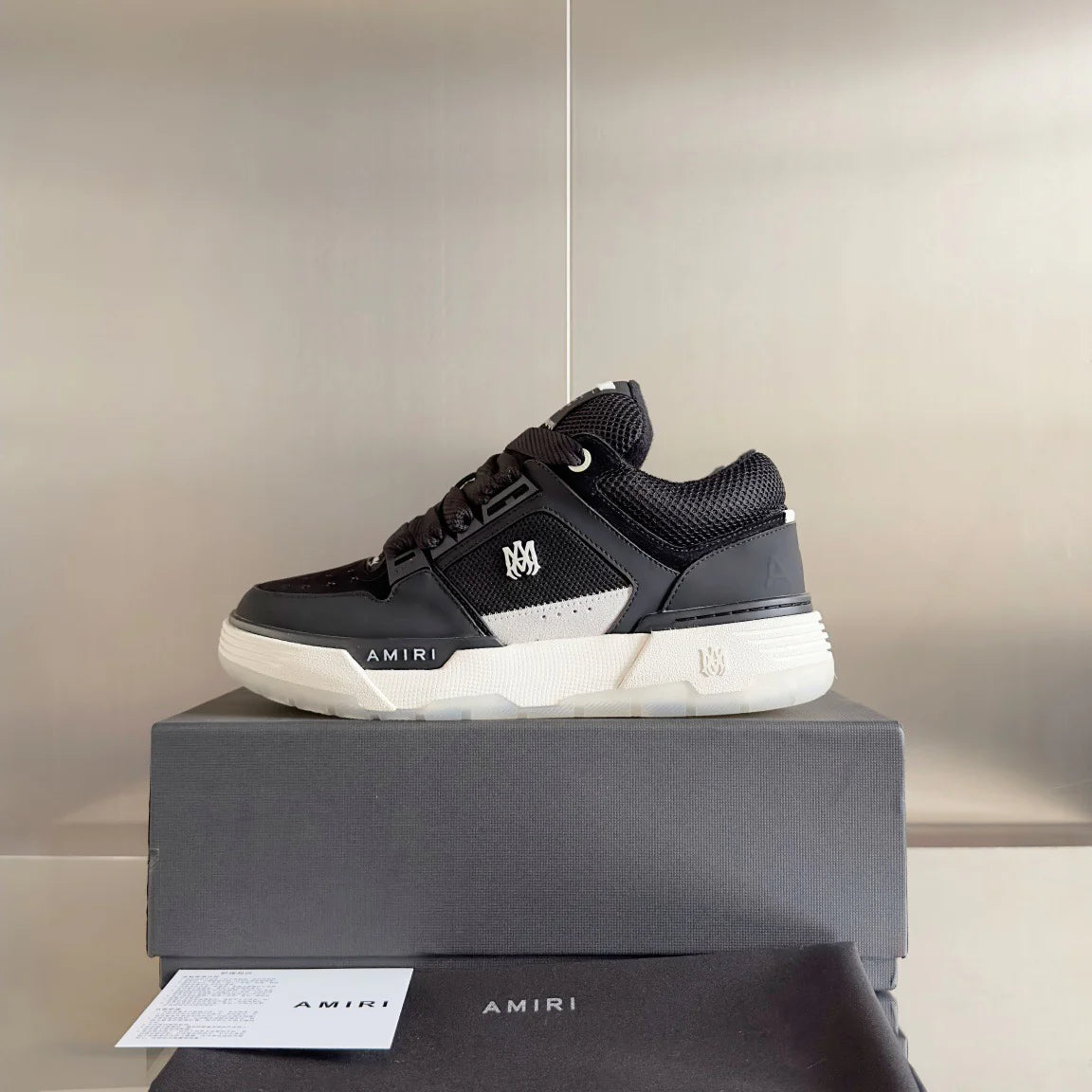 Am*ri MA-1 Black White