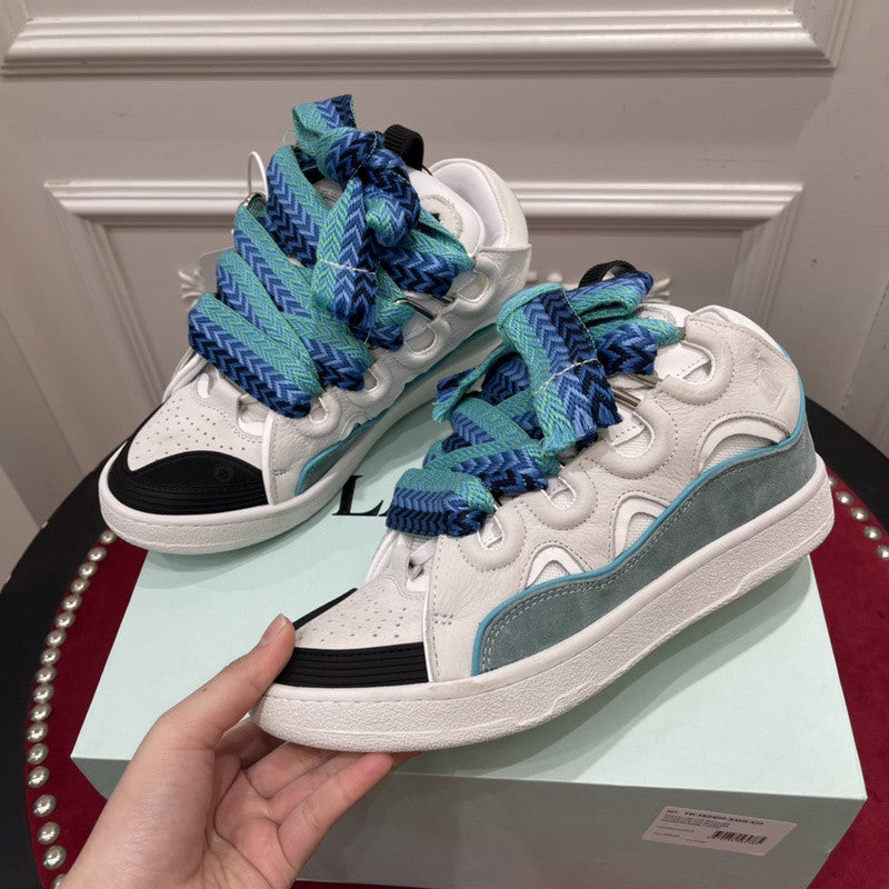 L*nvin curb white blue