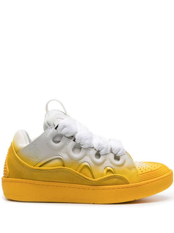 L*nvin curb yellow white