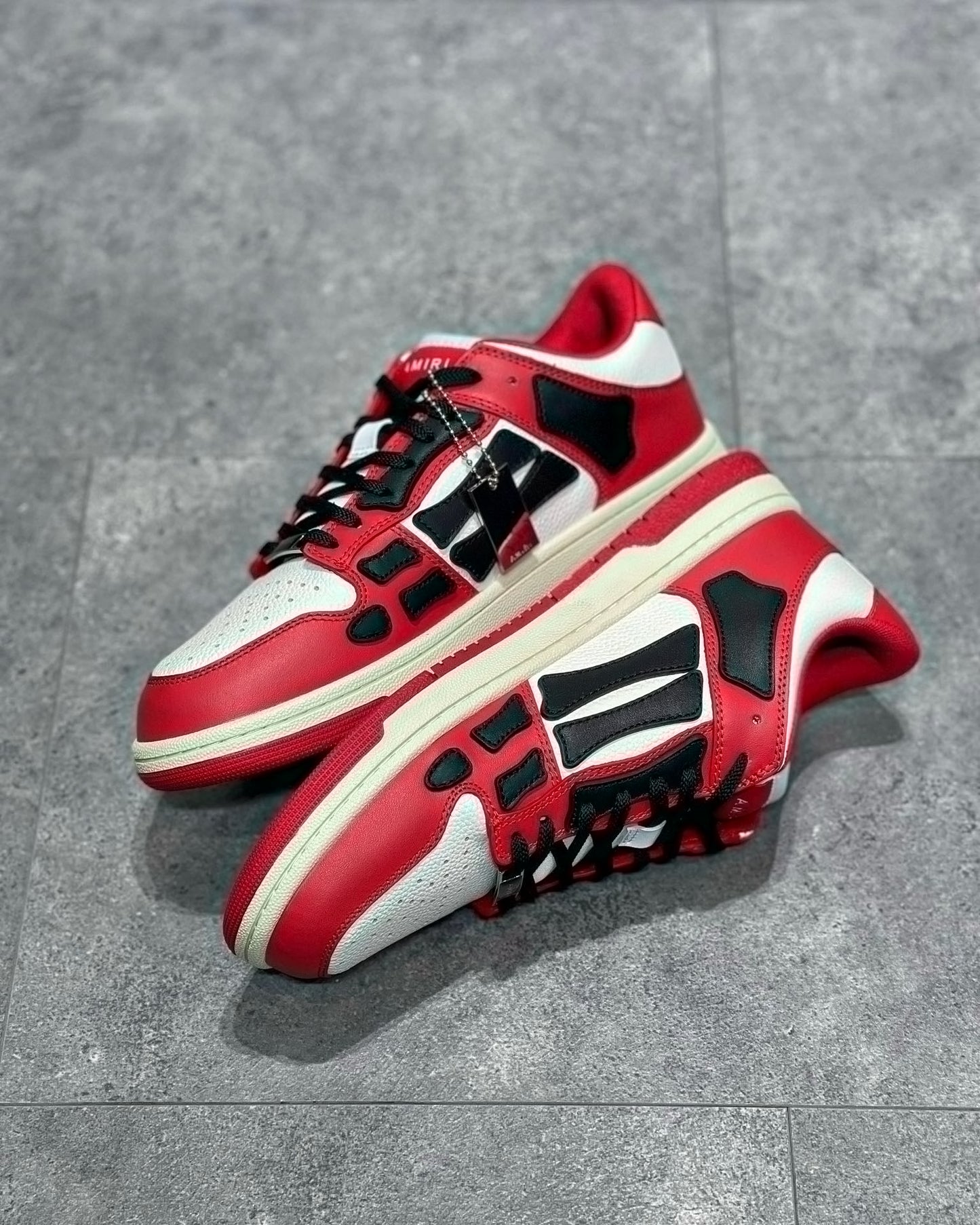 Am*ri Skel Top Low white Red