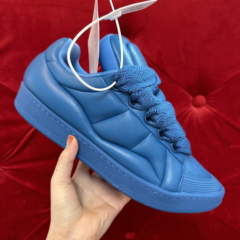 L*nvin curb XL blue