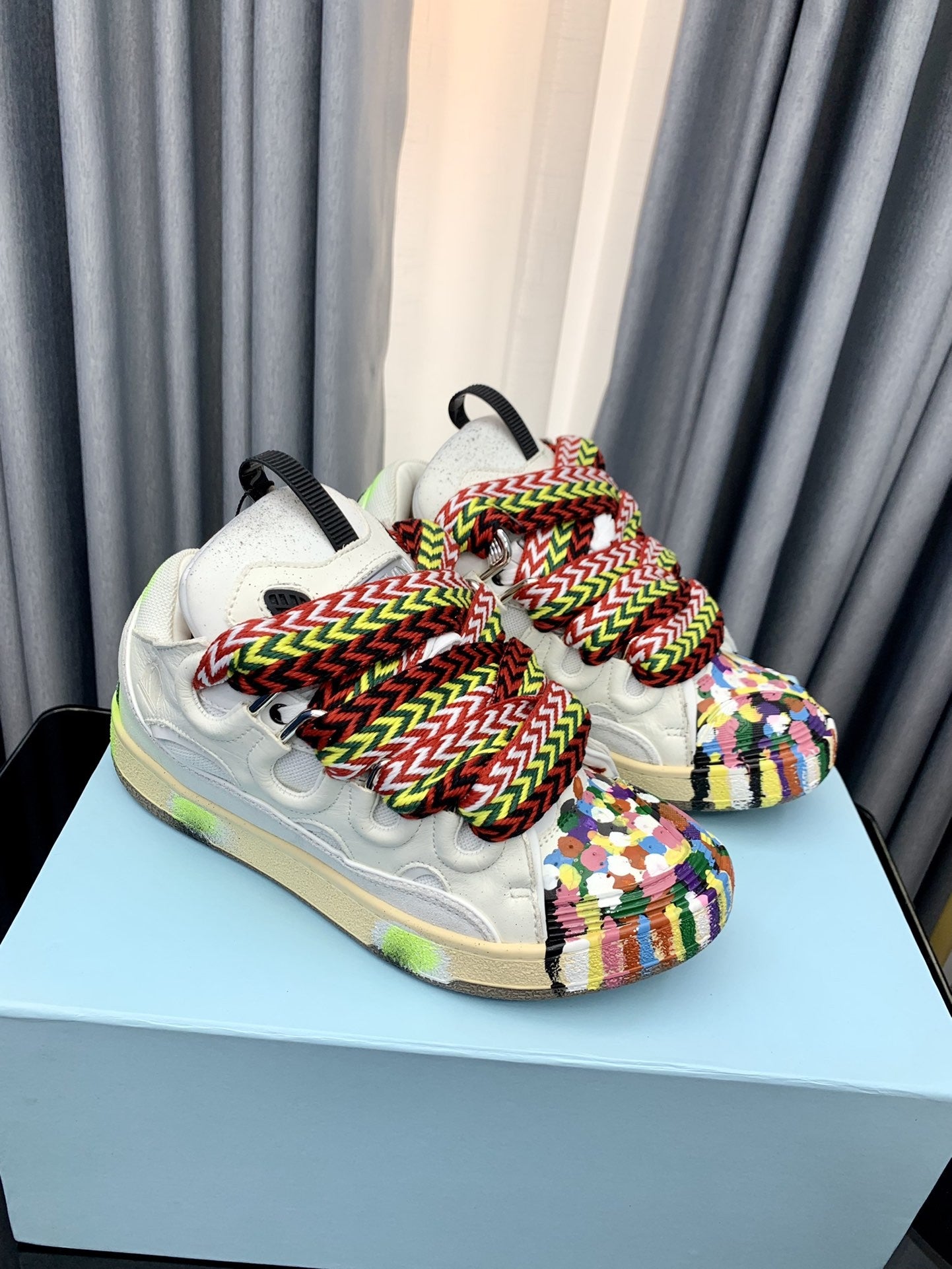 L*nvin curb x gallery Dept white multicolor