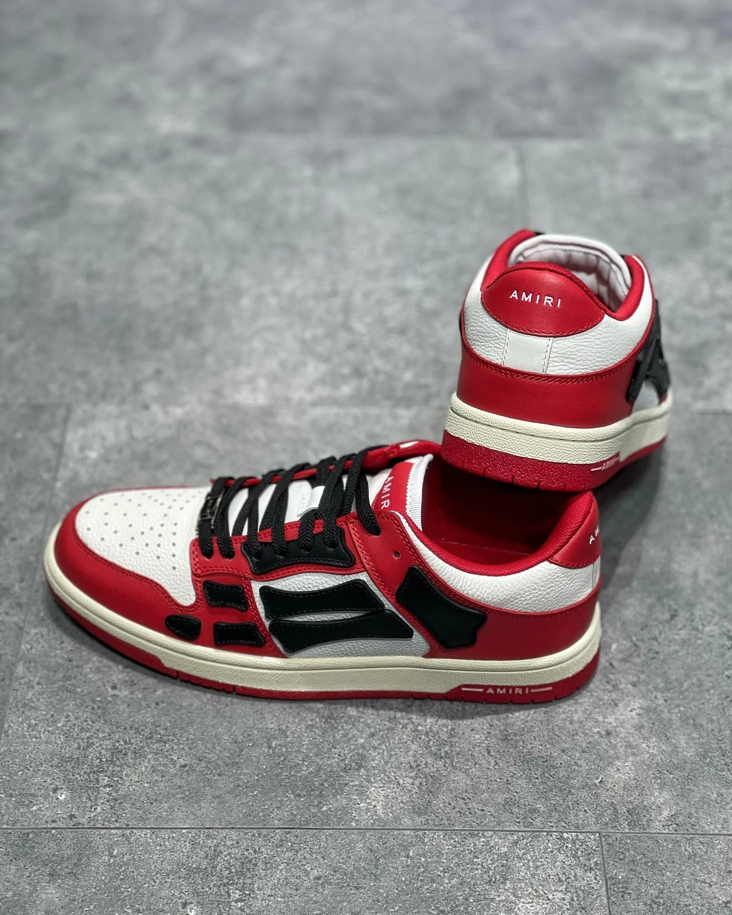 Am*ri Skel Top Low white Red