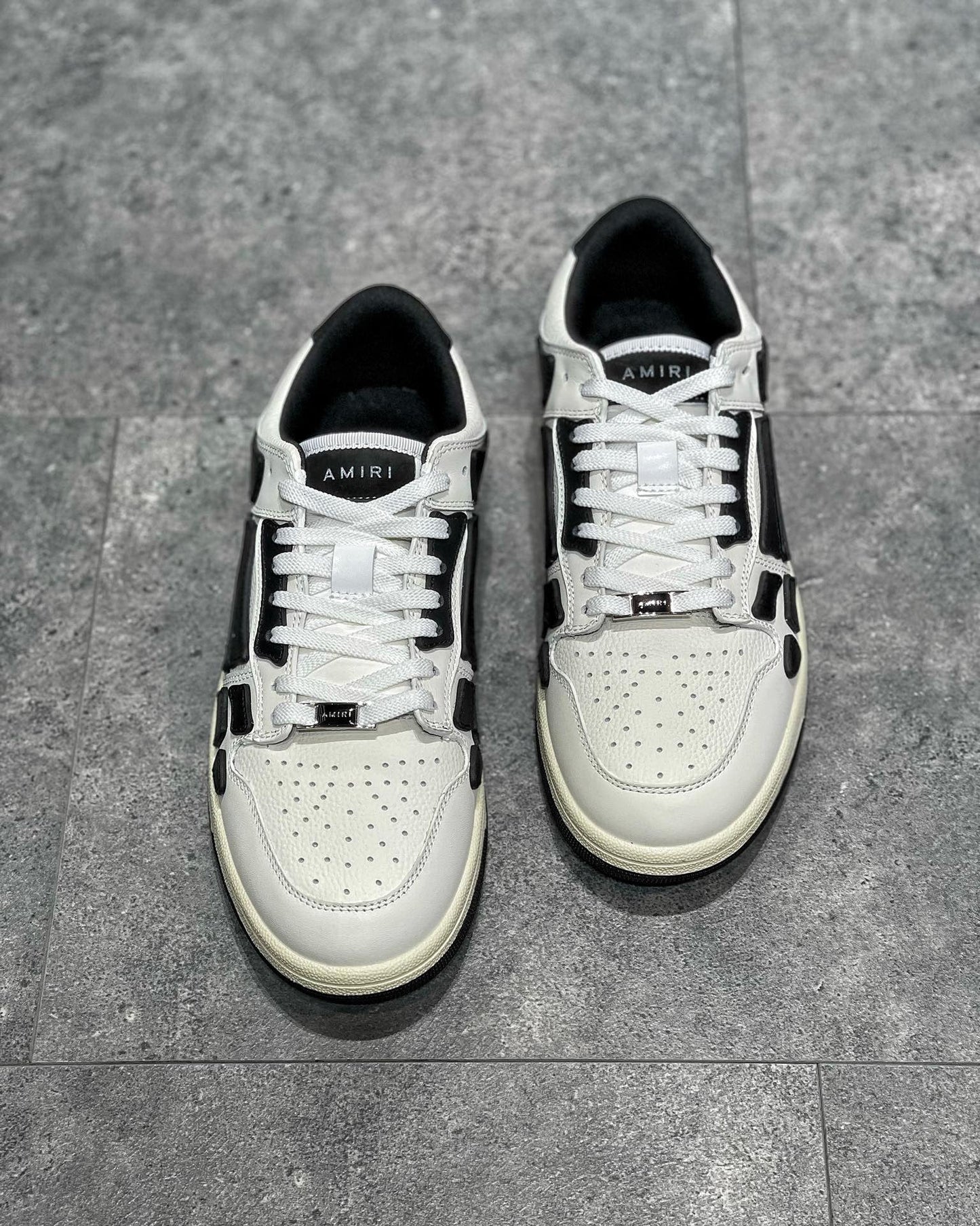 Am*ri Skel Top Low Black white