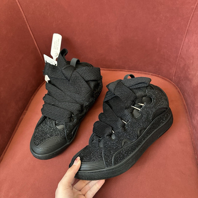 L*nvin curb Black Glitter